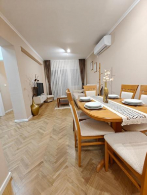 Ena Apartment